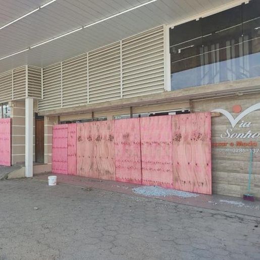 Homem é morto após se negar a usar máscara em mercado de SC
