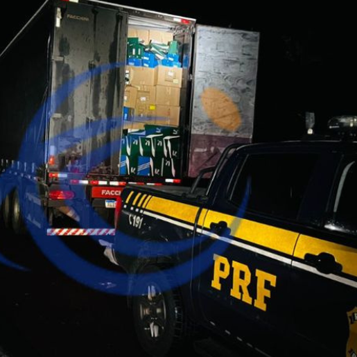 Nova carga de tênis falsificados com destino a SMO é apreendida pela PRF 
