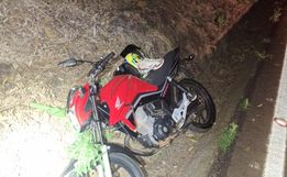 Condutor morre e irmão fica ferido em acidente com moto na SC-161, em Palma Sola