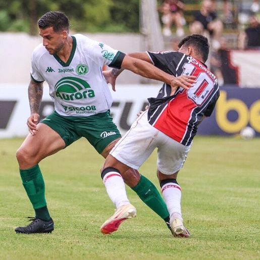 Joinville e Chapecoense ficam no empate e avançam para as quartas de final