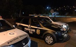 Foragido por homicídio é preso após agredir companheira em SMOeste 