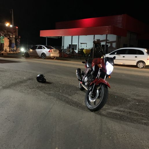 Acidente de trânsito deixa motociclista ferido na Willy Barth