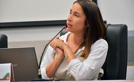 Vereadora cobra informações sobre arena esportiva e políticas de incentivo ao esporte em SMO