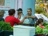 Feirantes iniciam comercialização de produtos na Área coberta da Praça Central 