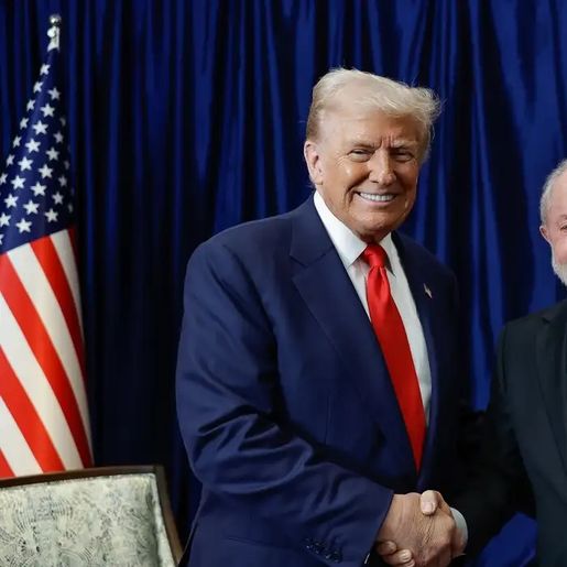 Lula se reúne com Trump na Malásia e discute relações entre Brasil-EUA