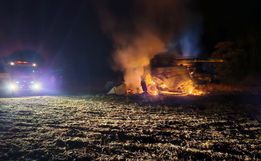 Incêndio atinge colheitadeira em plantação de soja no interior de Riqueza