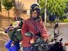 Motociclista viaja pela América do Sul com sua cachorrinha de estimação