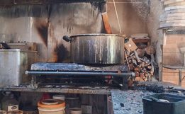 Bombeiros controlam princípio de incêndio em pizzaria em Palmitos