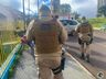 Colisão entre moto e carro deixa motociclista ferido em SMOeste; Assista