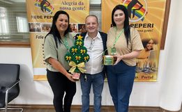 Rede Peperi participa de campanha Natal Solidário em SMO