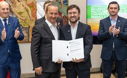 Governador autoriza liberação de recursos para cooperativas de energia elétrica em SC