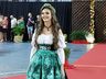 Tainá Dill é a rainha da 42ª Oktoberfest