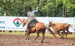 São Miguel Tchê movimenta parque de exposições; confira fotos