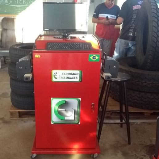 Empresa de São José do Cedro investe em novos equipamentos e modernização