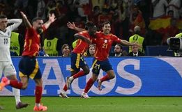 Espanha vence Inglaterra por 2 a 1 e é tetracampeã da Eurocopa