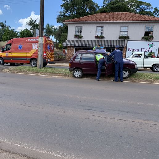 VÍDEO: Colisão frontal deixa idoso ferido na Avenida Willy Barth 