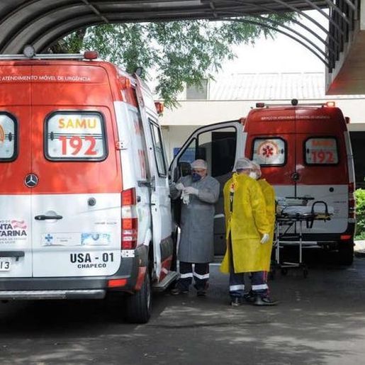 Cidades de SC têm situação grave com falta de medicamentos para Covid-19