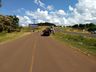 FOTOS: Caminhão sai da pista e tomba na BR 163 
