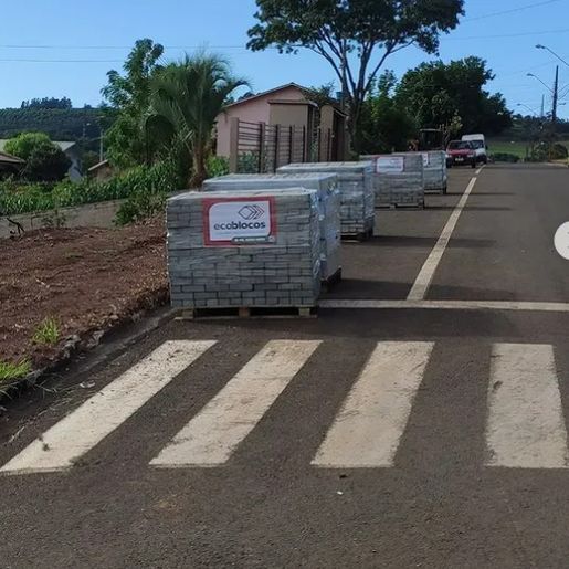 Obras de calçadas acessíveis são retomadas em Princesa com investimento de R$ 4 milhões