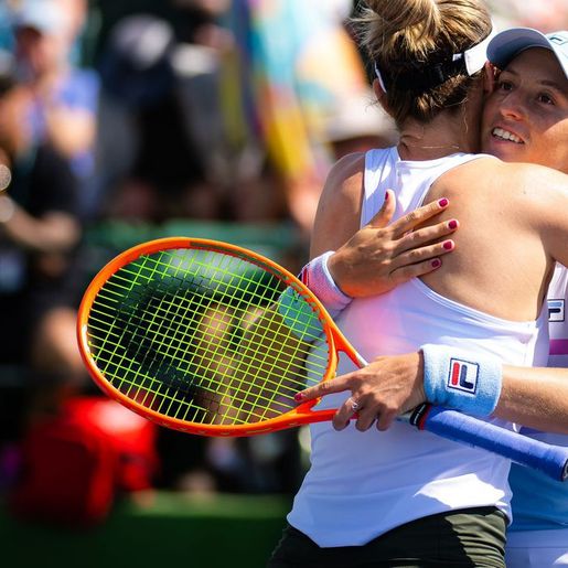Três duplas com brasileiros se classificam às oitavas de Roland Garros