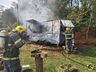 Incêndio destrói trailer de sucos no interior de Itapiranga