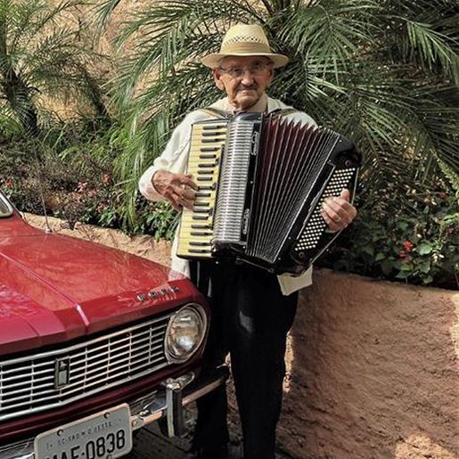 Câmara homenageia Romeo Neis pelo aniversário de 100 anos 
