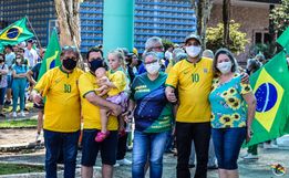 Concentração para carreata de 7 de setembro em SMOeste reúne publico regional 