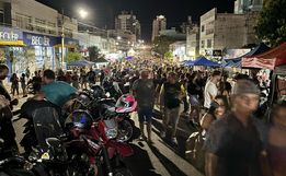 XX Motocão: Noite de sábado atrai grande público na praça central de SMO