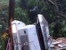 VÍDEO: Tombamento de carreta deixa motorista ferido no interior de Guaraciaba