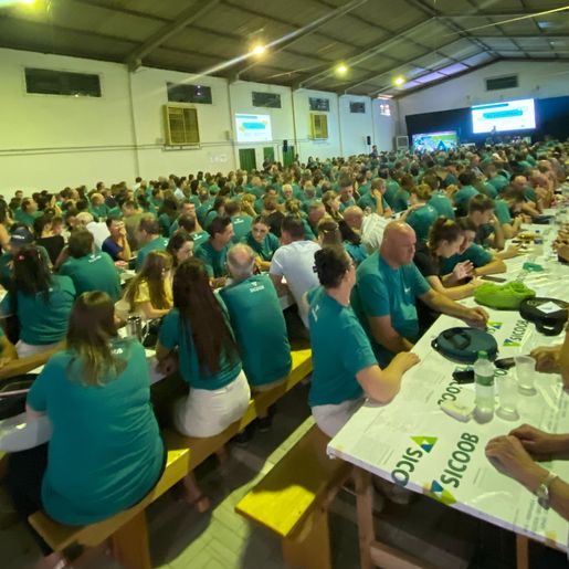 Pré-Assembleia do Sicoob São Miguel reúne 800 pessoas em SMOeste
