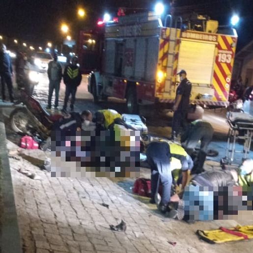 VÍDEO: Colisão entre motos causa explosão em Brusque