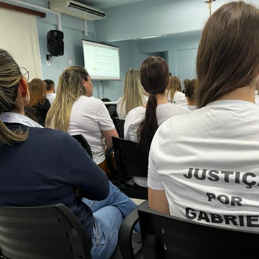 Começa julgamento de homem acusando de matar Gabriel Wronski 