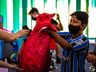 Crianças recebem presentes do Natal Solidário em São Miguel do Oeste