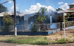 Incêndio em residência mobiliza bombeiros em São Miguel do Oeste
