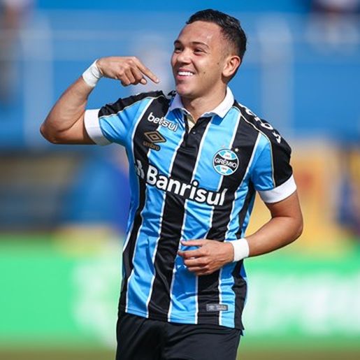 Com reservas, Grêmio vence o Pelotas pelo Gauchão 