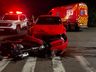 Colisão entre carro e moto deixa dois feridos no centro de SMO