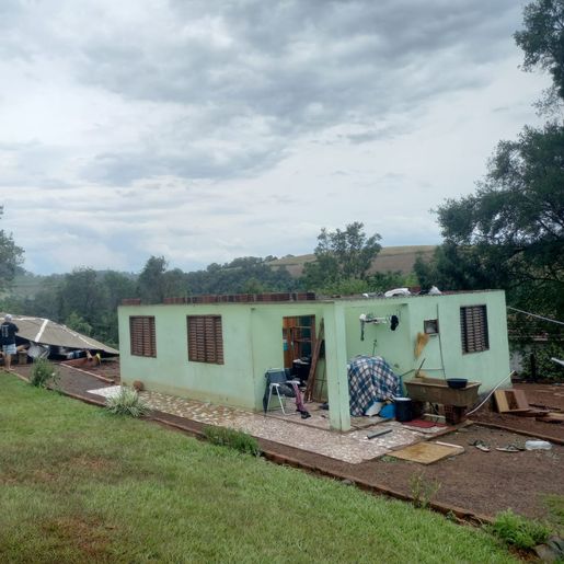 Vendaval causa estragos no interior de Itapiranga