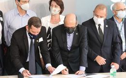 Fecam assina acordo para compra da vacina CoronaVac do Butantan