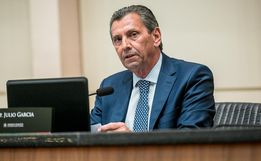 Acordo entre partidos garante presidência da Alesc a Júlio Garcia