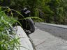 Homem sofre fratura em uma das pernas em queda de motocicleta na BR-282