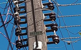 Plaquetas em luminárias facilitam atendimento e manutenção na iluminação pública