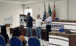 Ameosc realiza reunião extraordinária para debater temas regionais