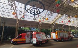 Crianças sofrem queda de cadeirão de arbitragem em praça de Maravilha