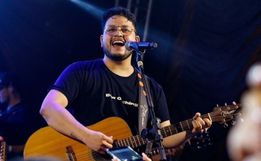 Morre aos 28 anos o cantor sertanejo Maurílio, da dupla com Luiza