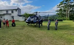 Aluno de 15 anos esfaqueia professor após ser reprovado em SC