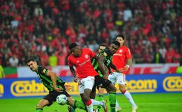 Barcellos lamenta eliminação, mas garante que ano do Inter "não está perdido"