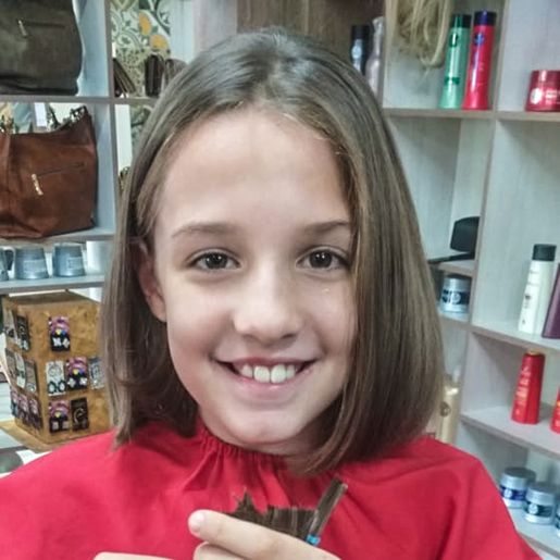 VÍDEO: Menina decide cortar cabelo e doar em São Miguel do Oeste