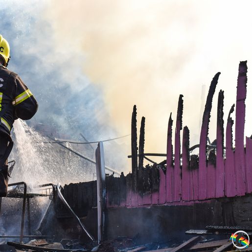 VÍDEO: Casa é destruída por incêndio em São Miguel do Oeste