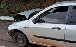 Carro colide e motorista foge após acidente na BR-158 em Caibi