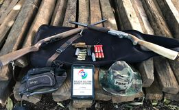 Polícia Militar Ambiental apreende armas de fogo e palanques nativos